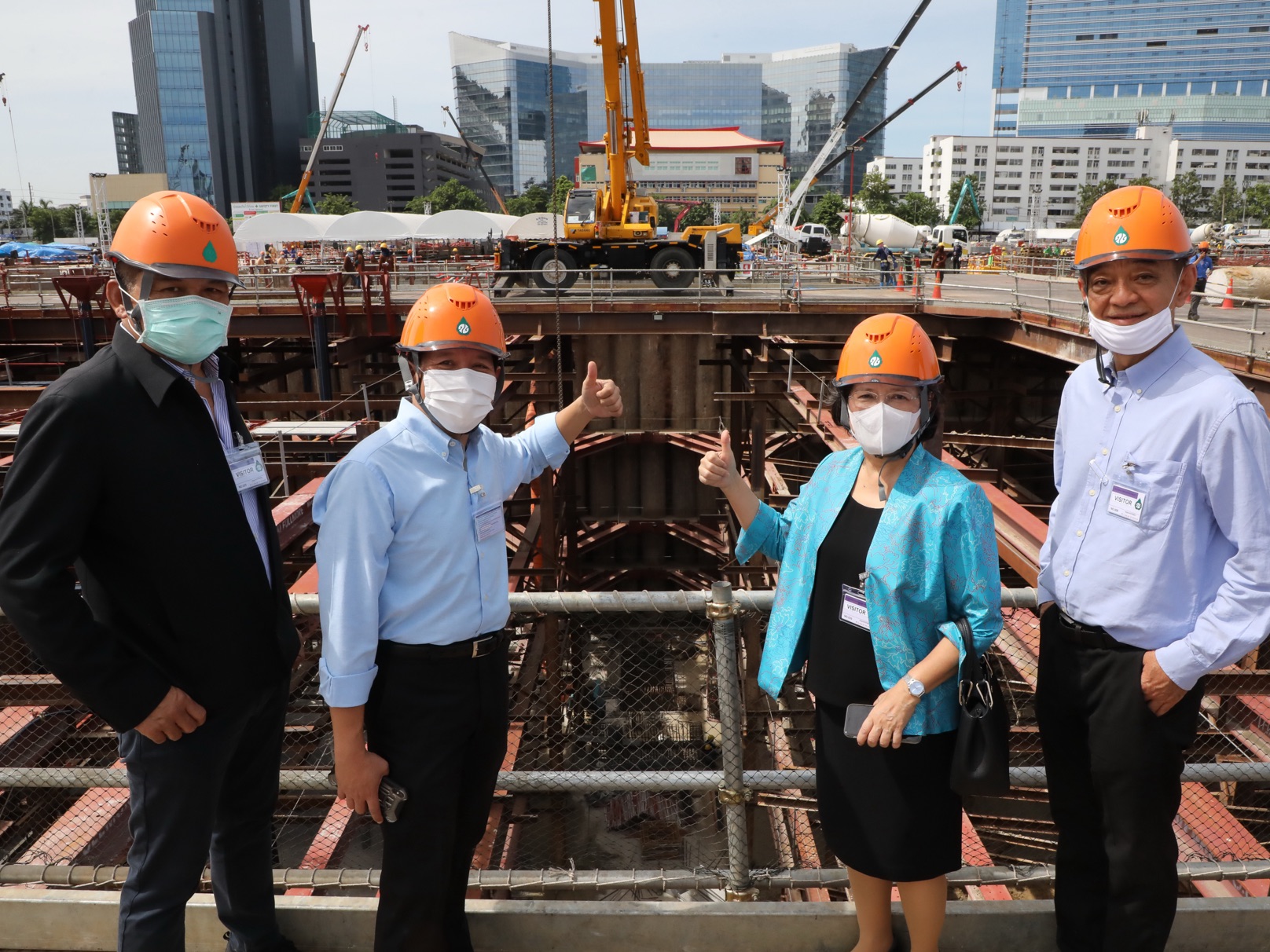 现场参观泰国诗丽吉王后国家会议中心（QSNCC）改造项目